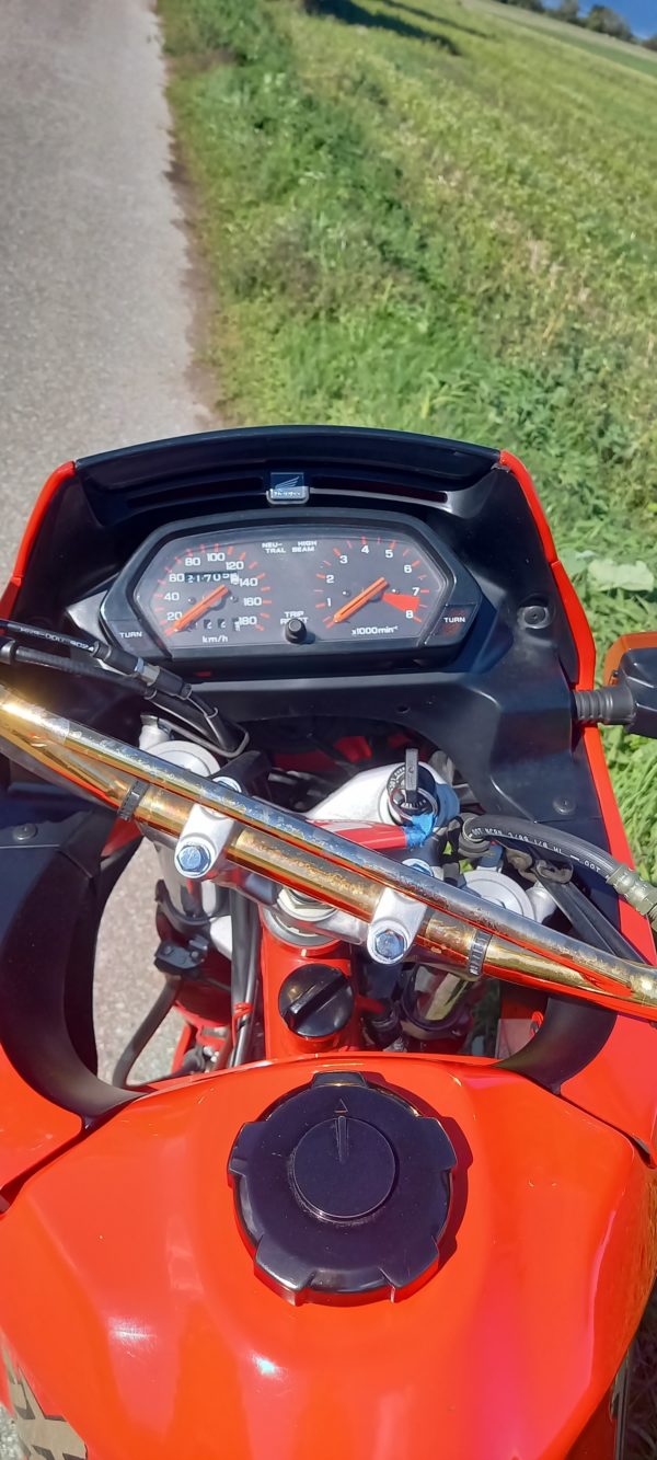 Honda NX 650 – Image 10