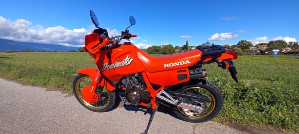 Honda NX 650 – Image 11