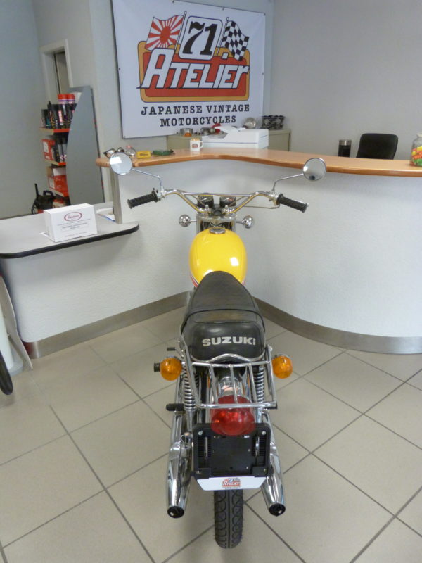 Suzuki T 250 – Image 5