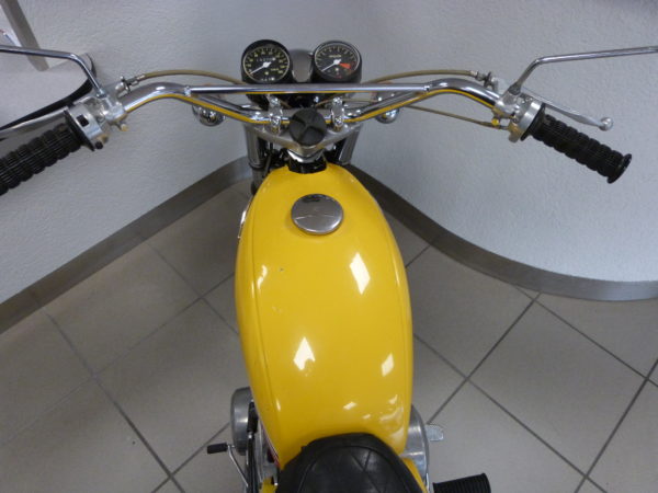 Suzuki T 250 – Image 4