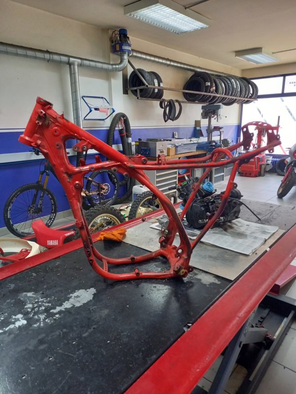 Yamaha YZ 250 – Image 14