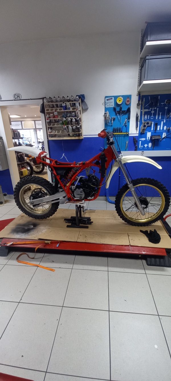 Yamaha YZ 250 – Image 26